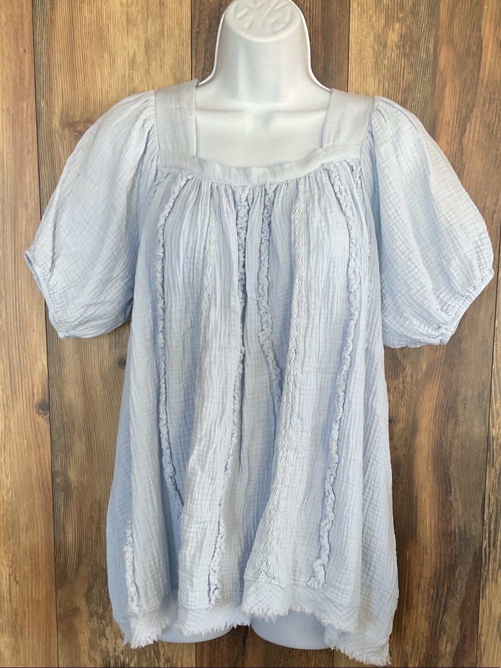 easel Pale Blue Cotton Puff-Sleeve Peasant Top S C392